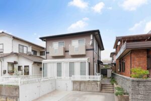 新潟市西区五十嵐１の町中古住宅