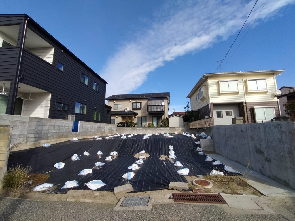 新潟市西区真砂土地